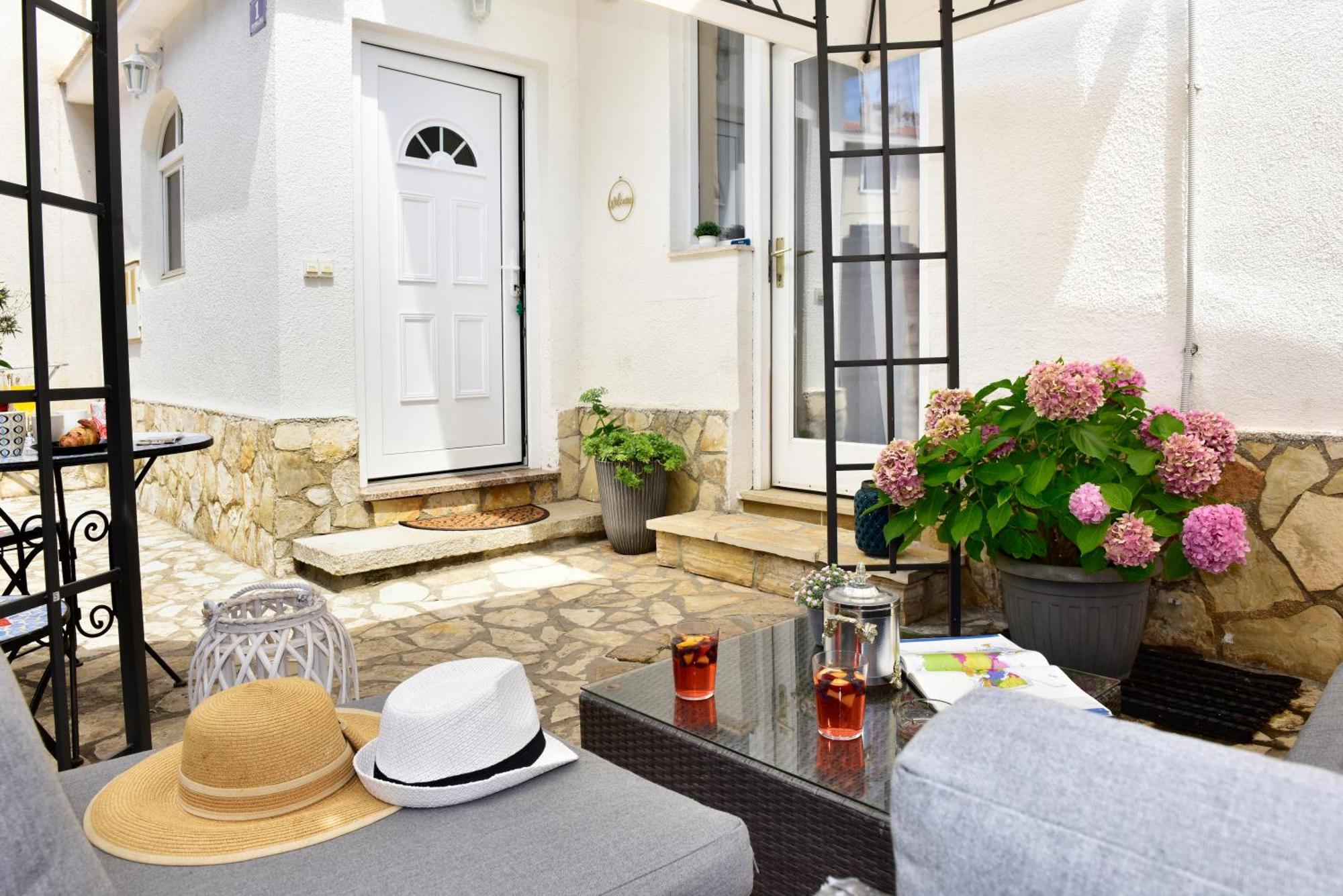 Apartments Villa Herak بوريتش المظهر الخارجي الصورة