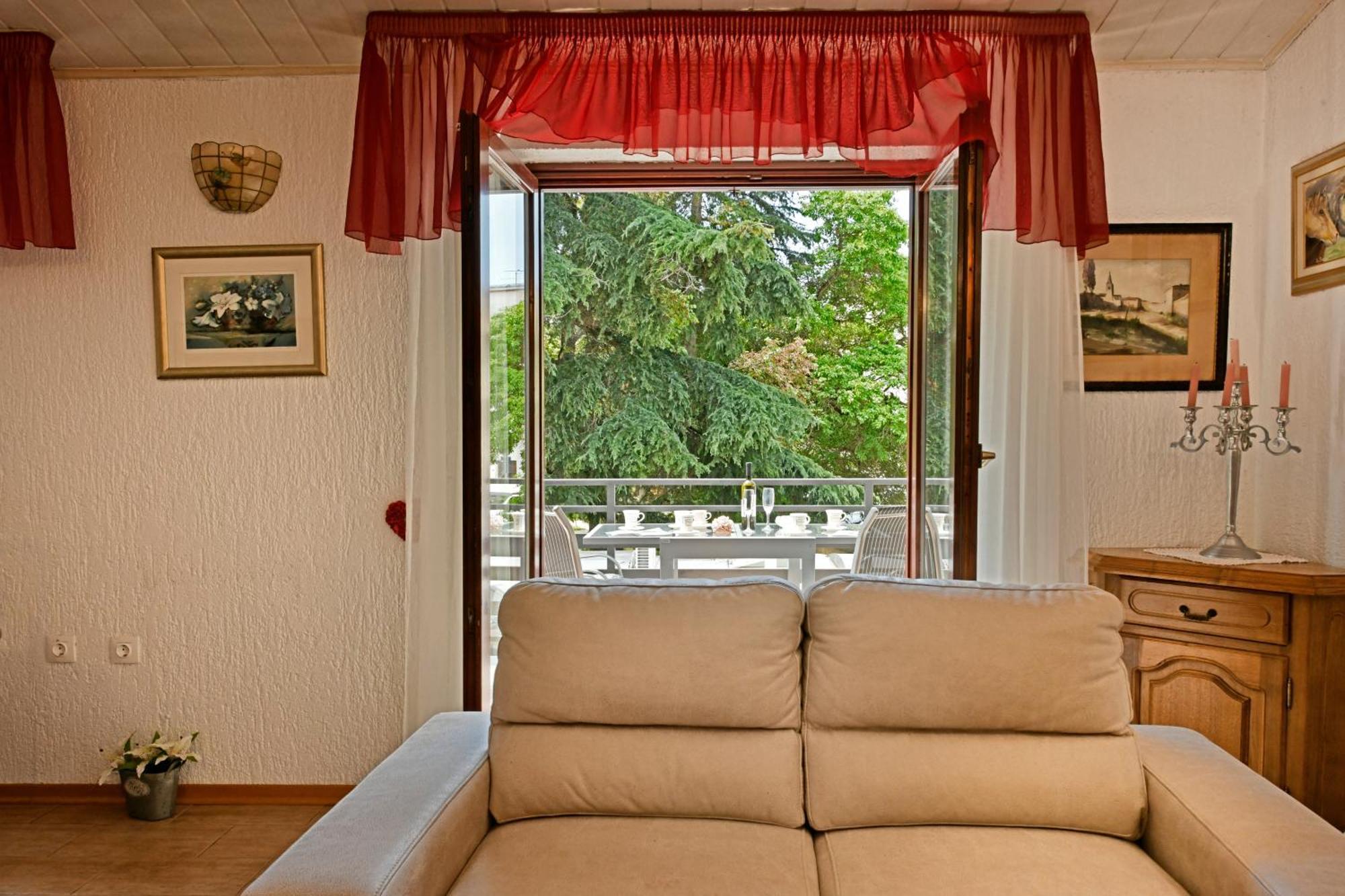 Apartments Villa Herak بوريتش المظهر الخارجي الصورة